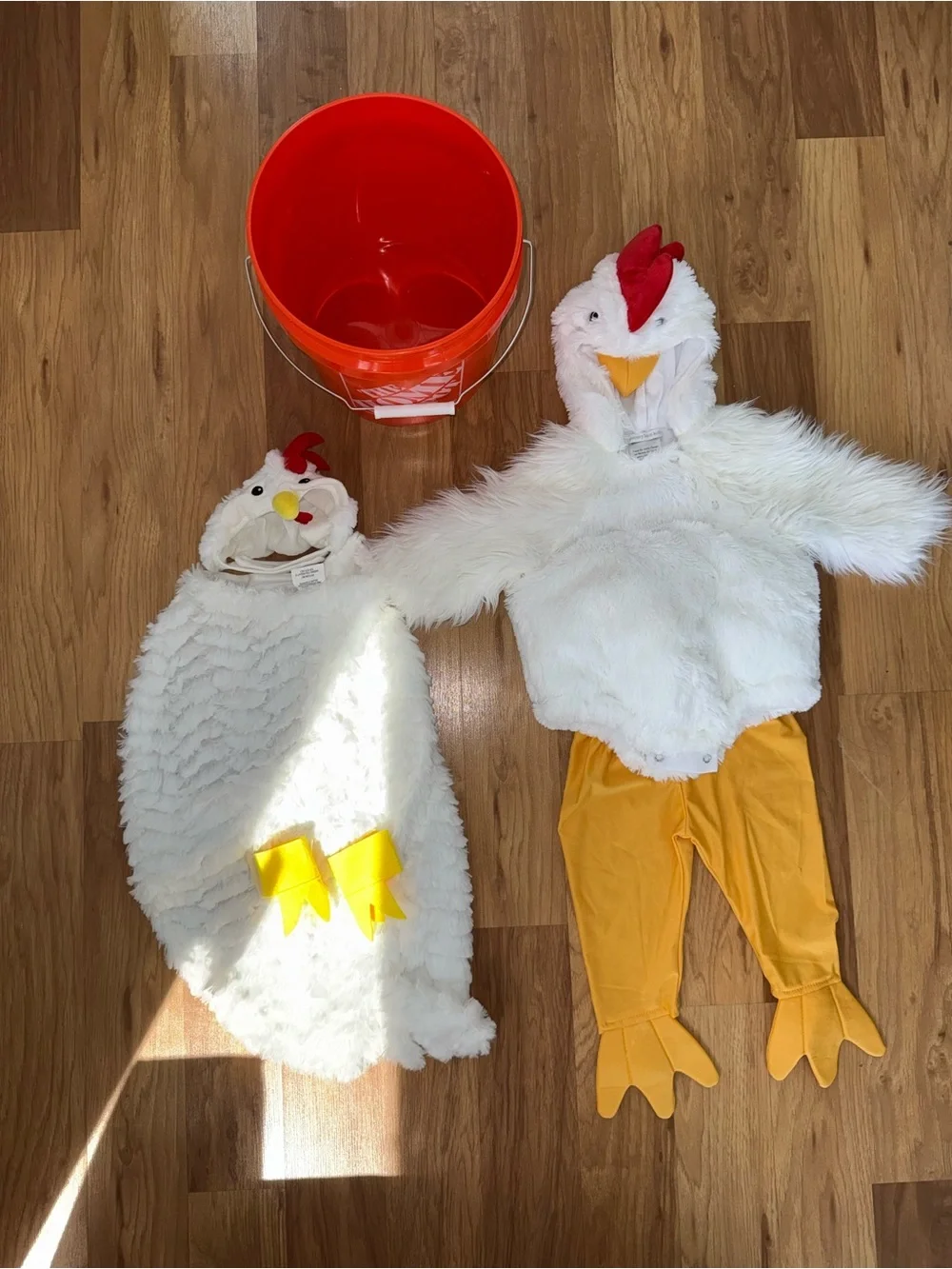 Pottery Barn Kids chicken costume - Picture 3 of 5